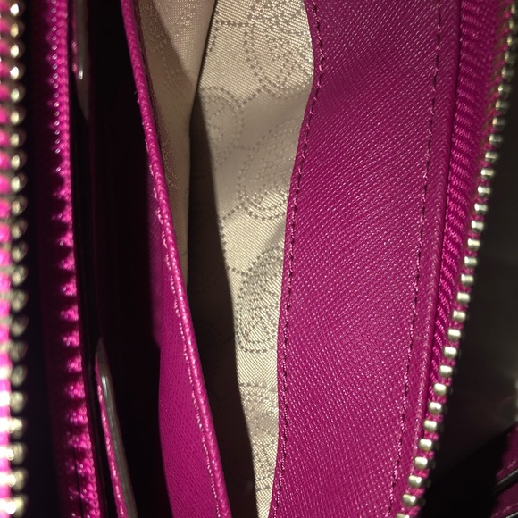💗PINK MICHAEL KORS WALLET💗 - Picture 5 of 5